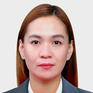 Experience nanny and housekeepimg looking for a job