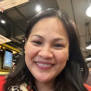 Experienced babysitter looking for a job