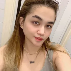 Im Nurisa ex abroad  from kuwait im looking for worknow