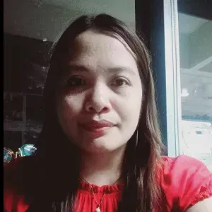 I'm Melanie Estinopo 38 yrs.old College Graduate..former ofw