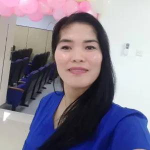 Experienced toodler, newborn, elderlycare. Looking for a job