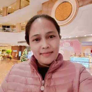 Experienced babysitter and a pet lover looking for a job!