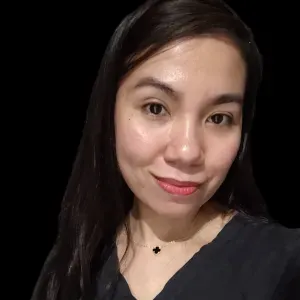 Experienced professional babysitter in Kuwait.