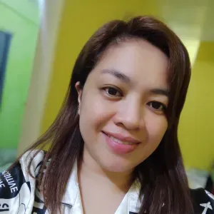 Looking for a lovely family to work with.