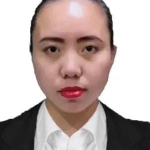 Experinced babysitter looking for a job 