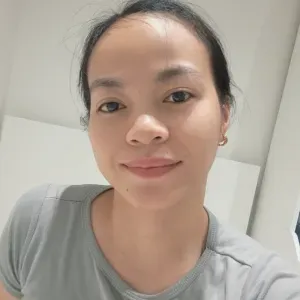 Experienced in babysitter and house chores looking for a job