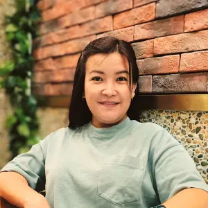 EXPERIENCED DOMESTIC HELPER / NANNY AVAILABLE