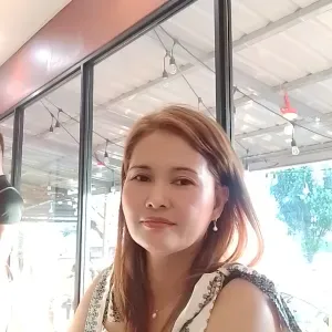 Experienced domestic helper looking for a job, good cook