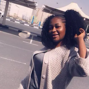 Professional Nanny and home manager looking for a family 