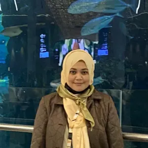 Professional caregiver with cooking skills