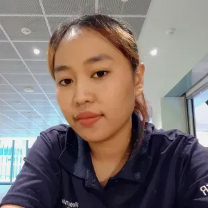 Babysitter end elderly care in Singapore 