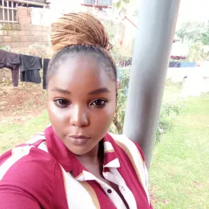 Experienced, loving helper/nanny in Saudi Arabia!