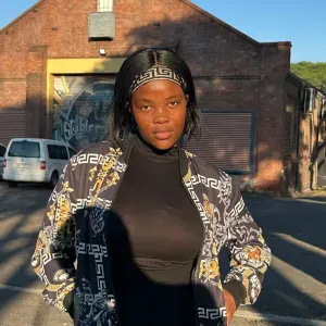 Experienced babysitter looking for a job