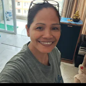 Experienced Domestic Helper / Elderly Caregiver