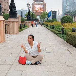 Experienced caregiver looking for a job