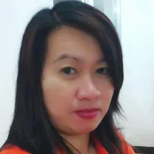 Experienced babysitter in Philippines 