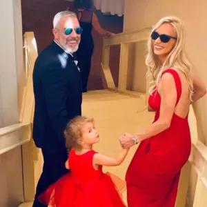 Live-In Family Helper (Cooking, Housekeeping, Kids