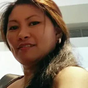 im looking a job as a nanny caring a new born baby