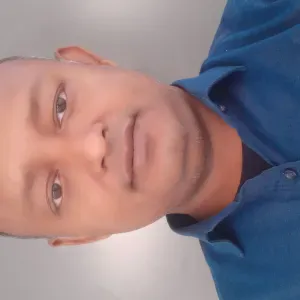 I'm looking a job gggggģhjjjhhggggghh